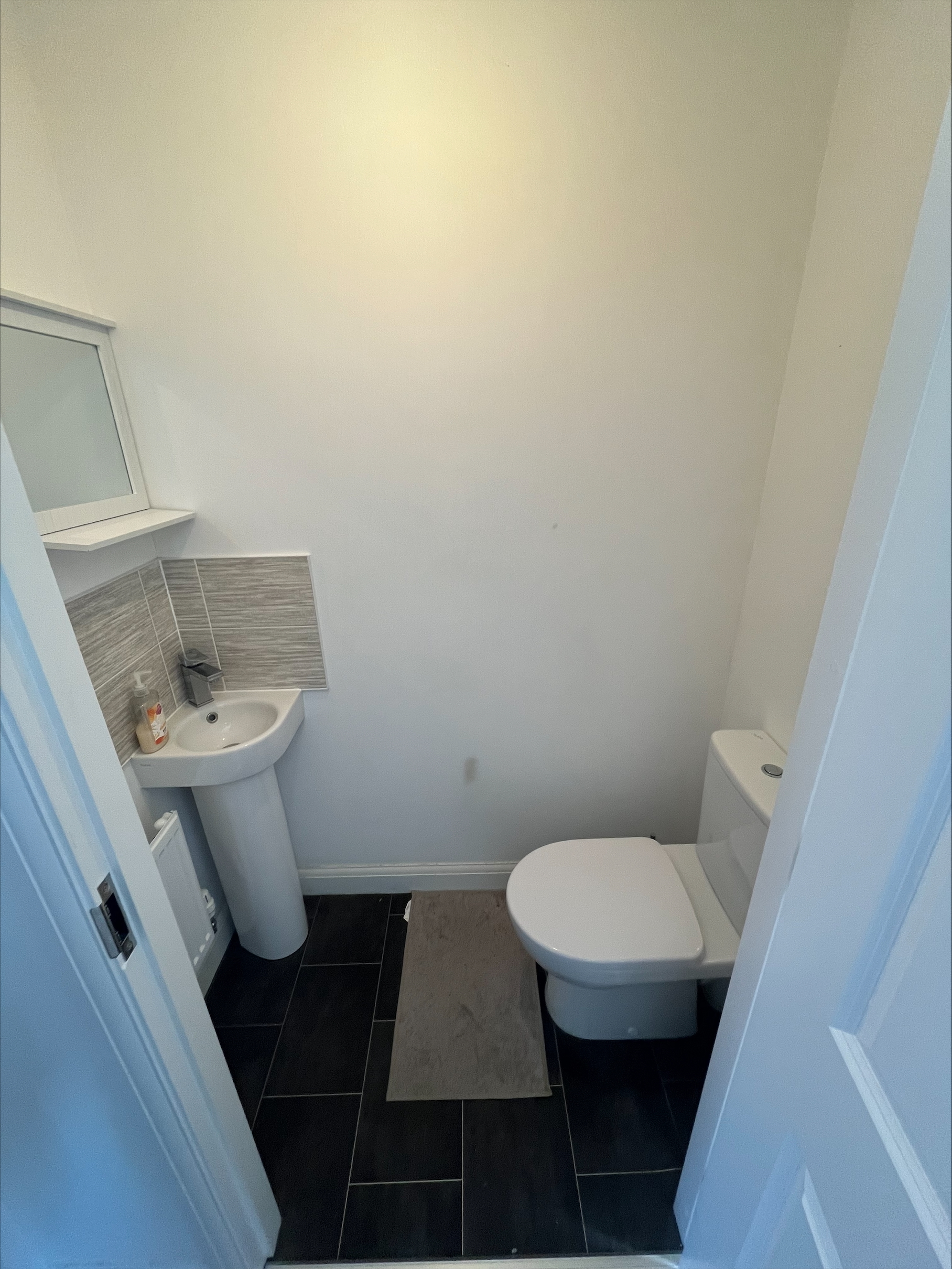Downstairs Toilet 4
