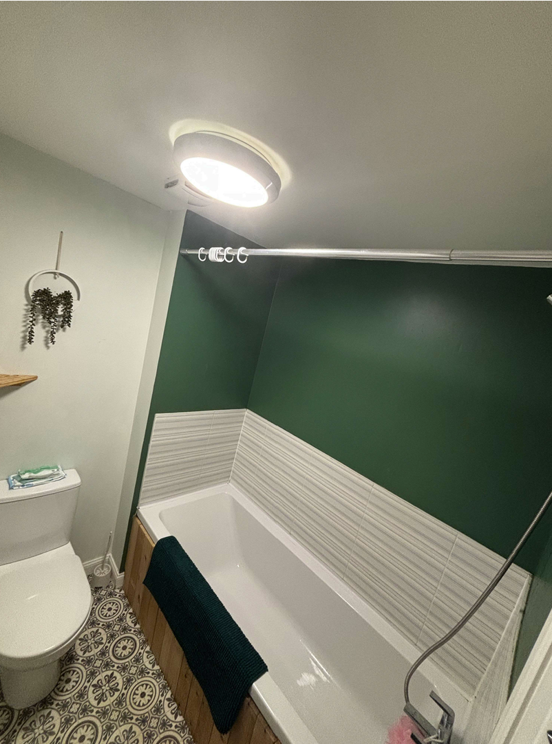Family Bathroom Image (2)