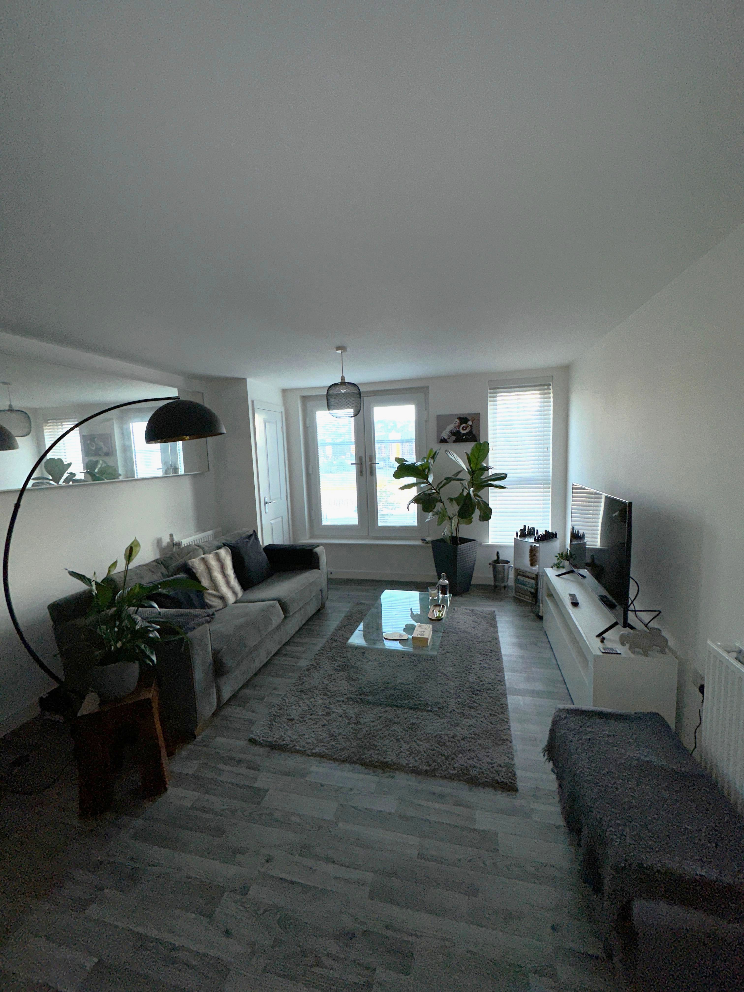 Clos Y Rheilffordd Living Room Wide