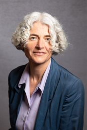 Stallard, Carys