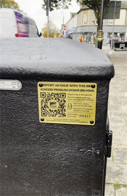 QR Code on Bin - Penarth